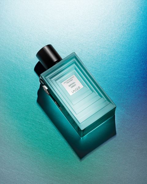 </p>
<p>                            Новые ароматы Lalique Les Compositions Parfumées: Glorious Indigo, Imperial Green и Woody Gold</p>
<p>                        