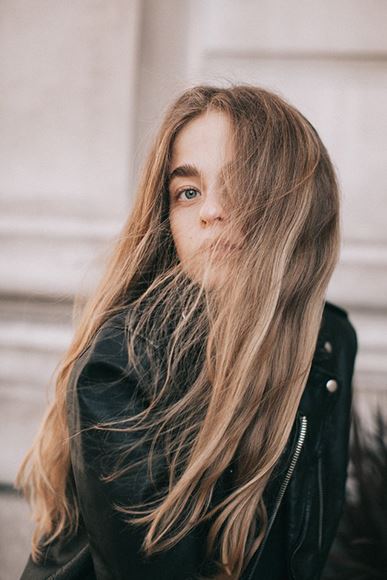 Коронавирус, прием КОК и нехватка витамина D – вот шесть причин выпадения волос, о которых вы могли не задумываться