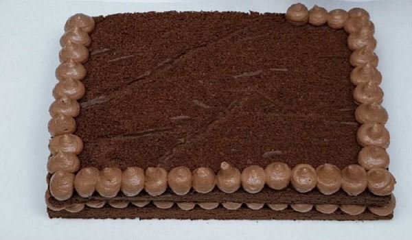 Шоколадный торт без муки и сахара